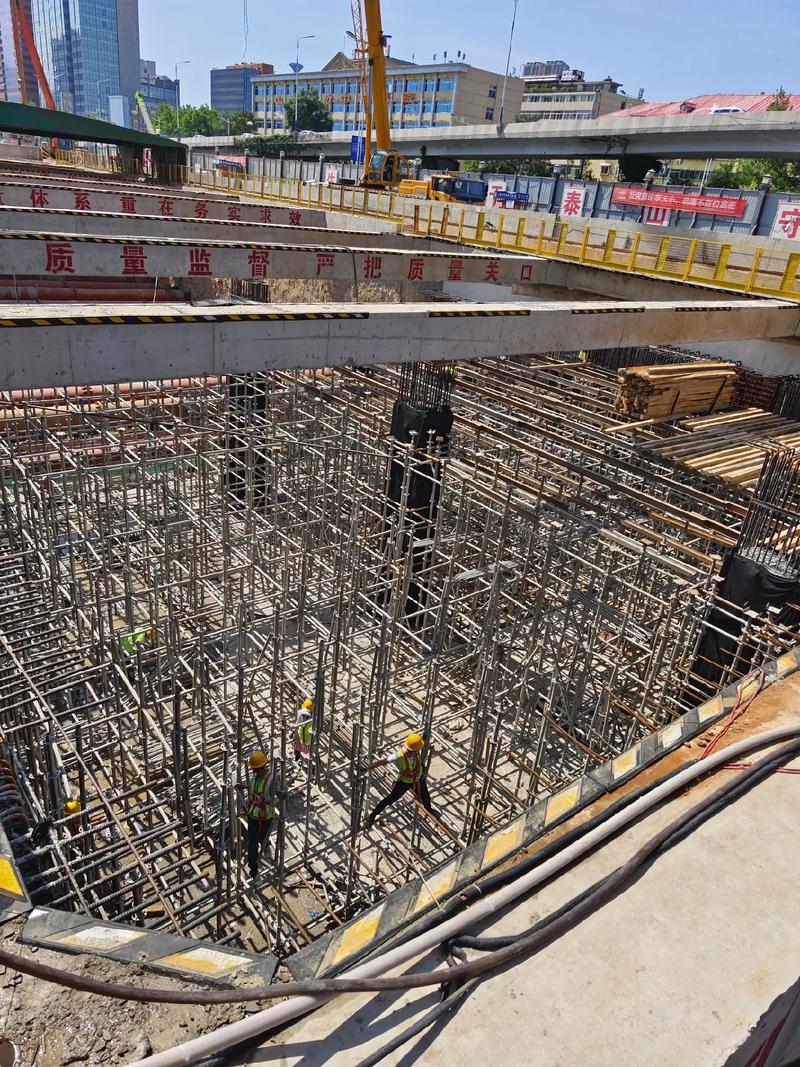 快快乐乐仁堂建筑劳务工程 记录美好生活，传递责任与欢乐